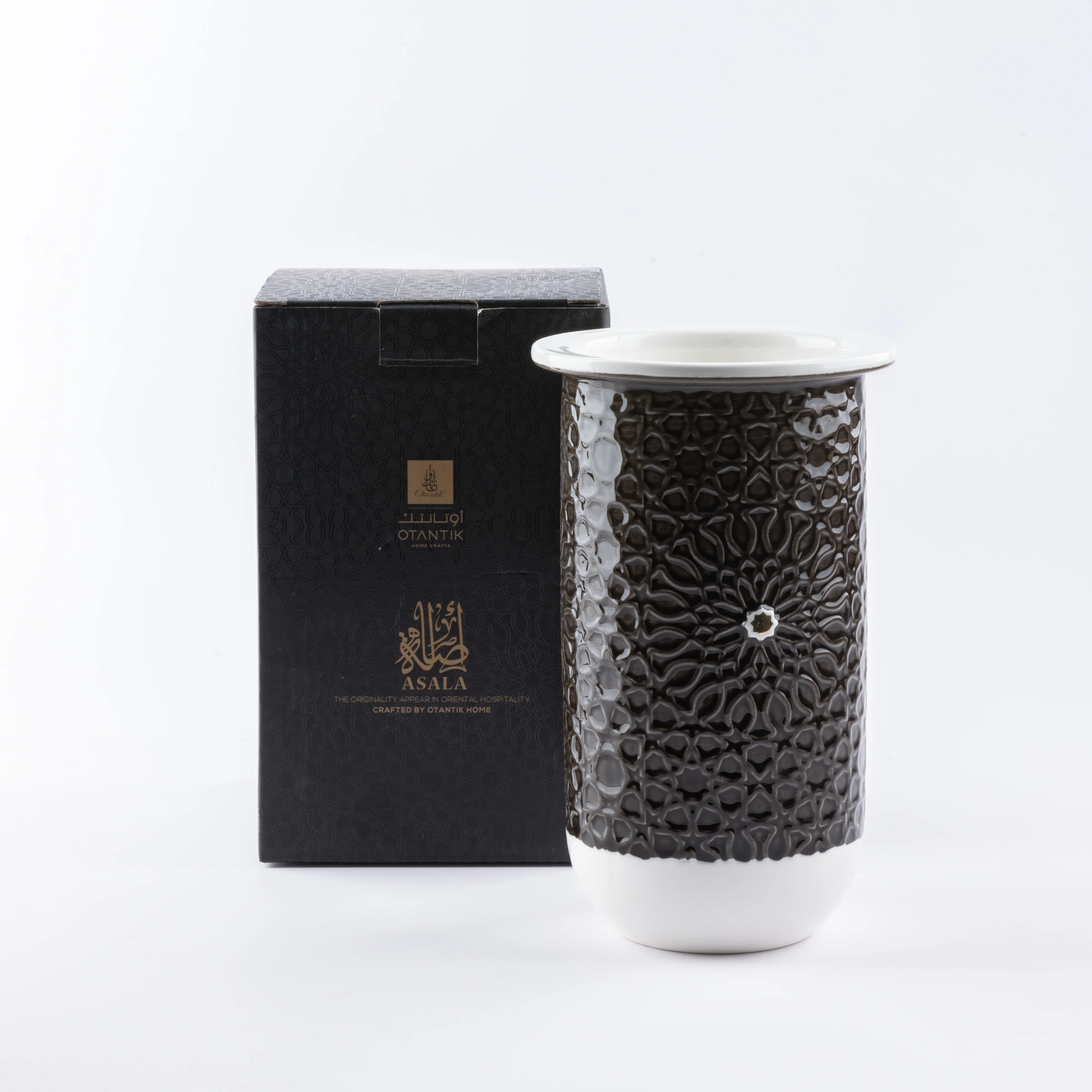 Asala - Medium Decorative Vase - Black & Gold - Image 4