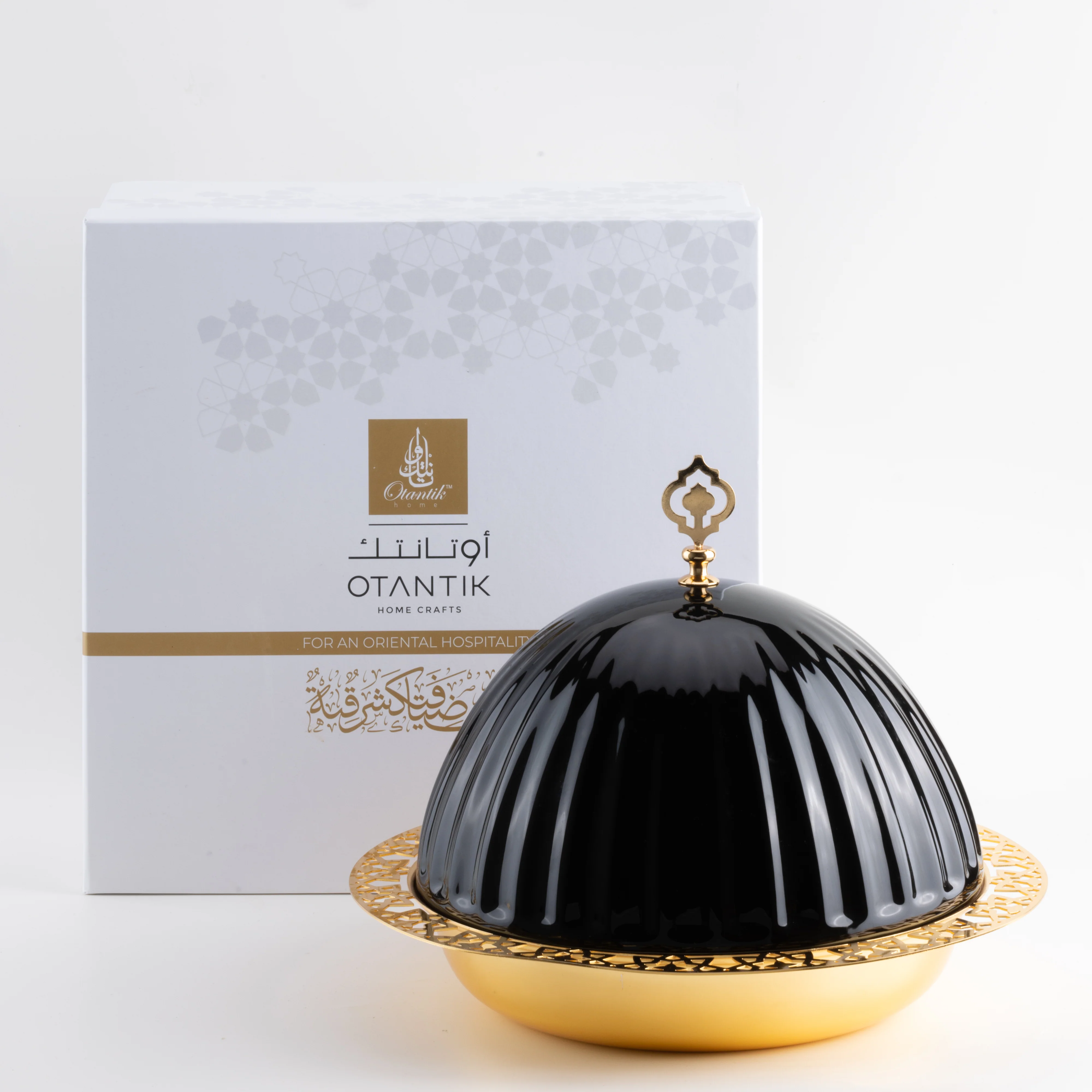 Exclusive - Large Serving Platter with Porcelain Dome- Black & Gold - Image 3
