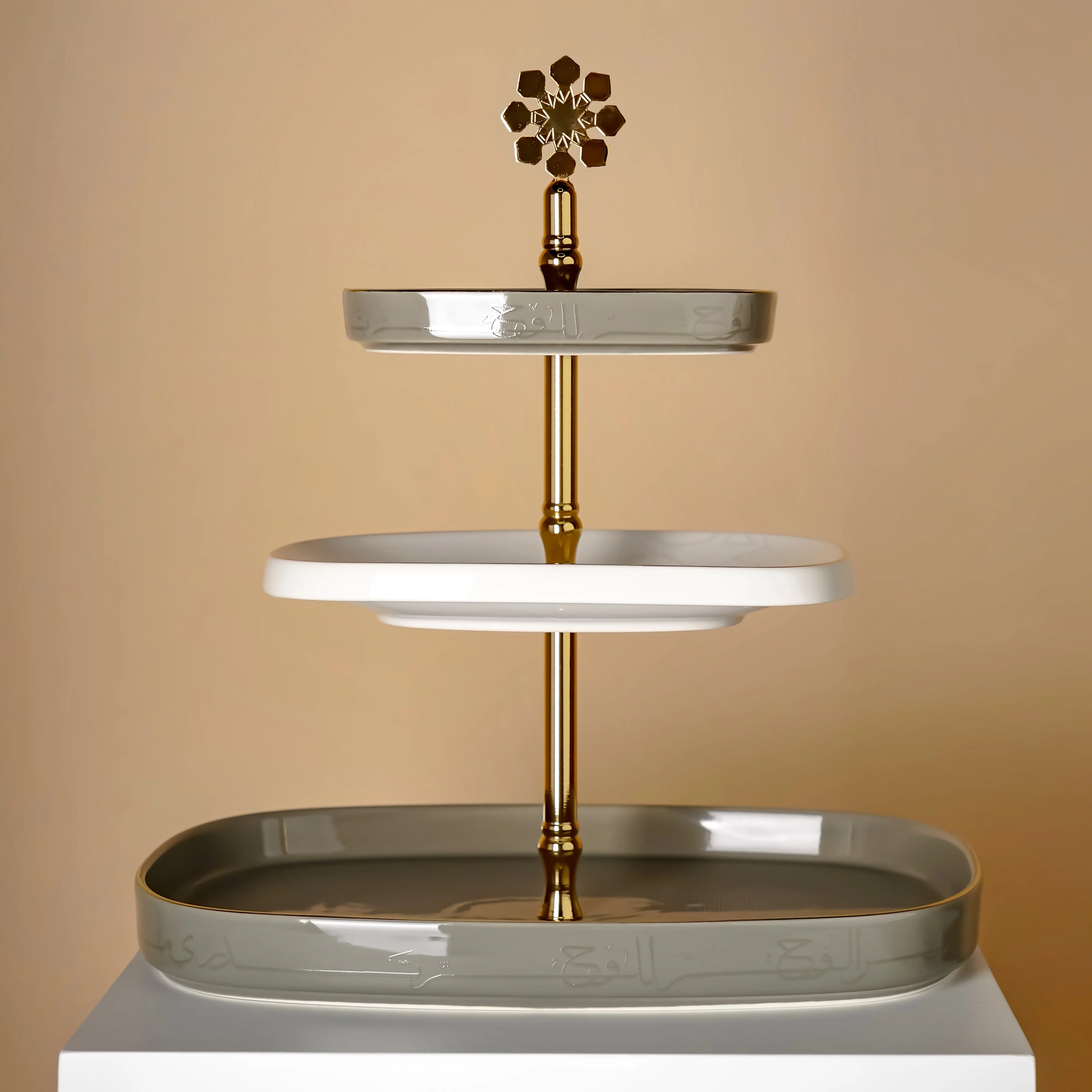 Mirral - 3 Tier Plate - Grey & Gold - Image 3