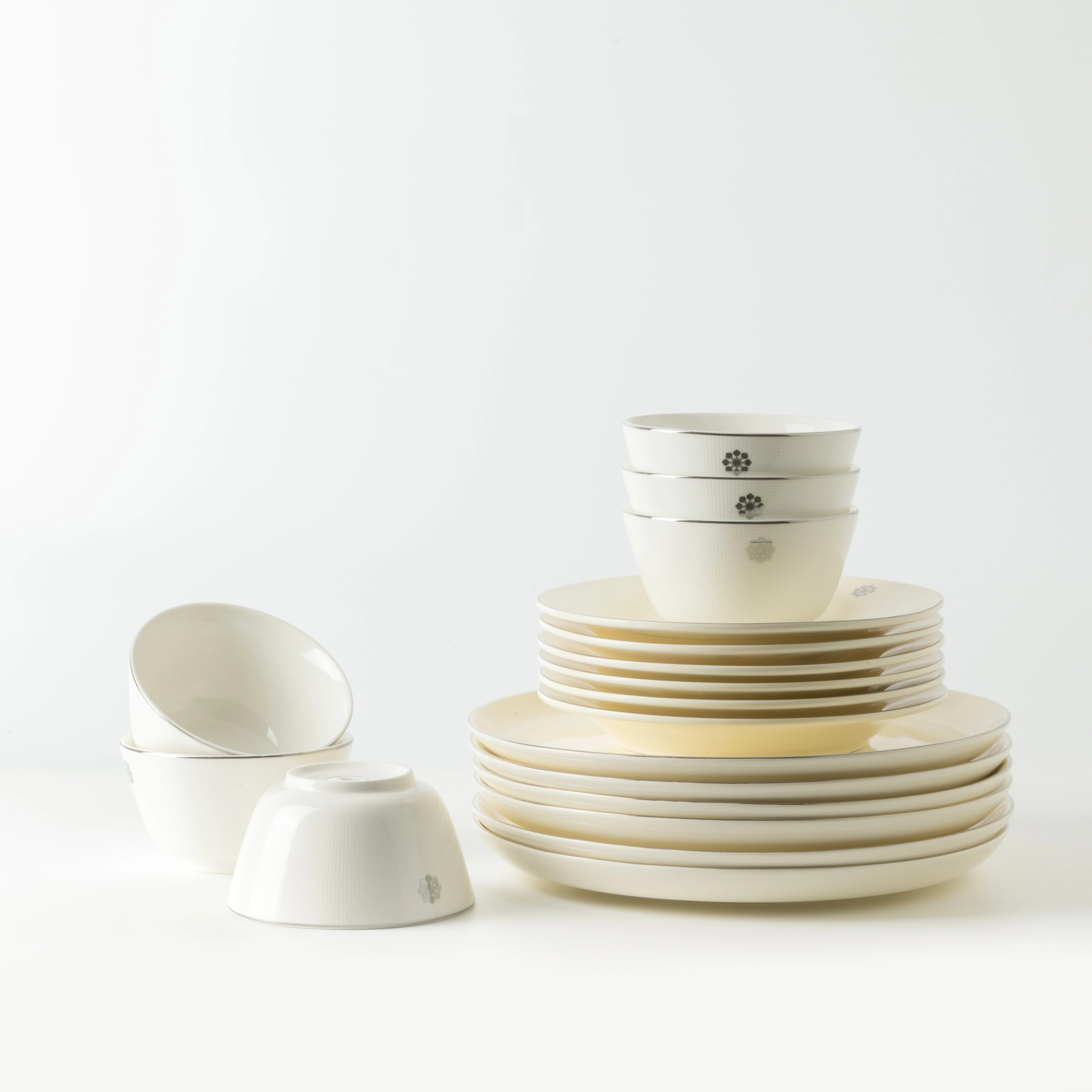 Mirral - Dinner Set (18-Pc) - White & Silver - Image 9