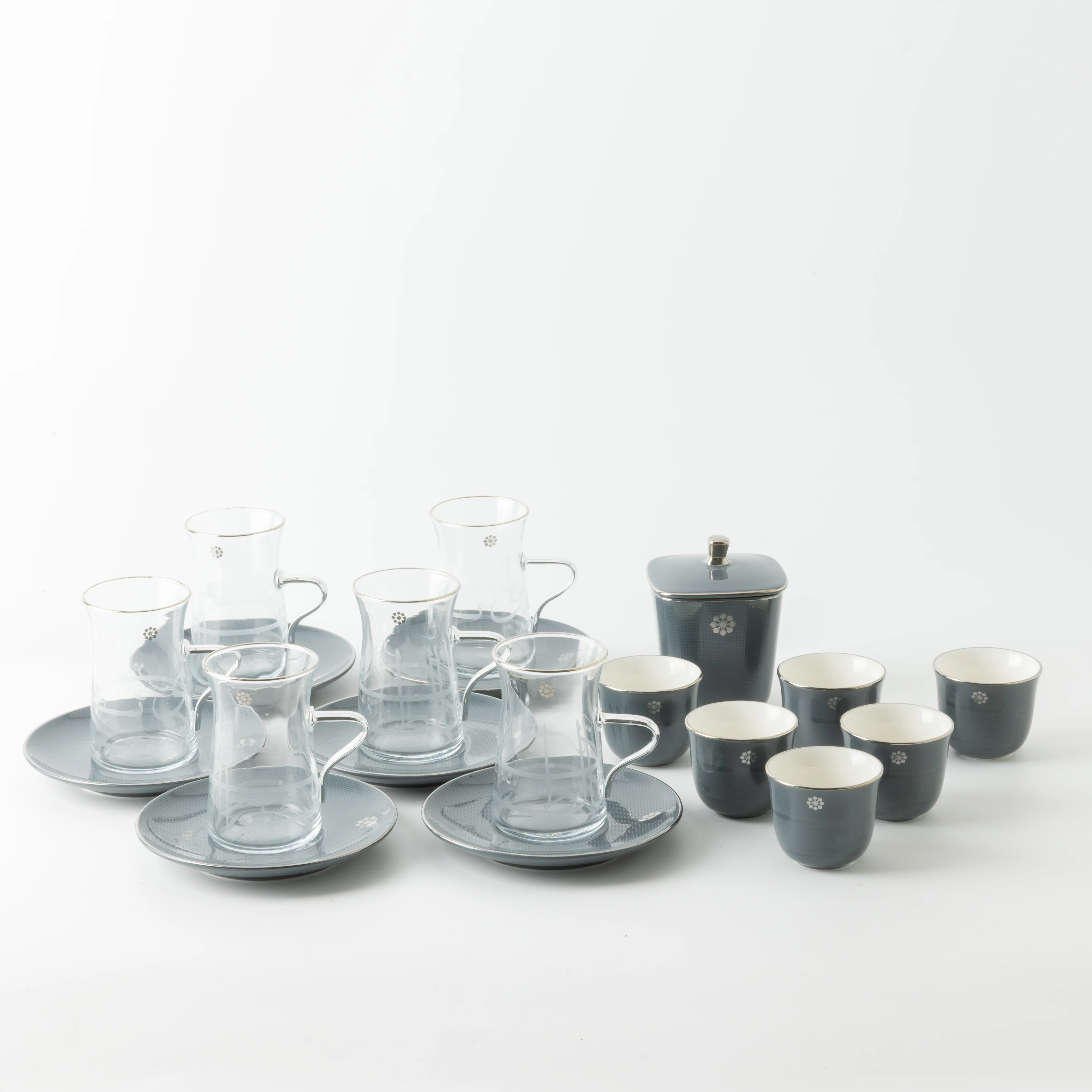 Mirral - Tea Set (19-Pc) - Dark Blue & Silver - Image 4