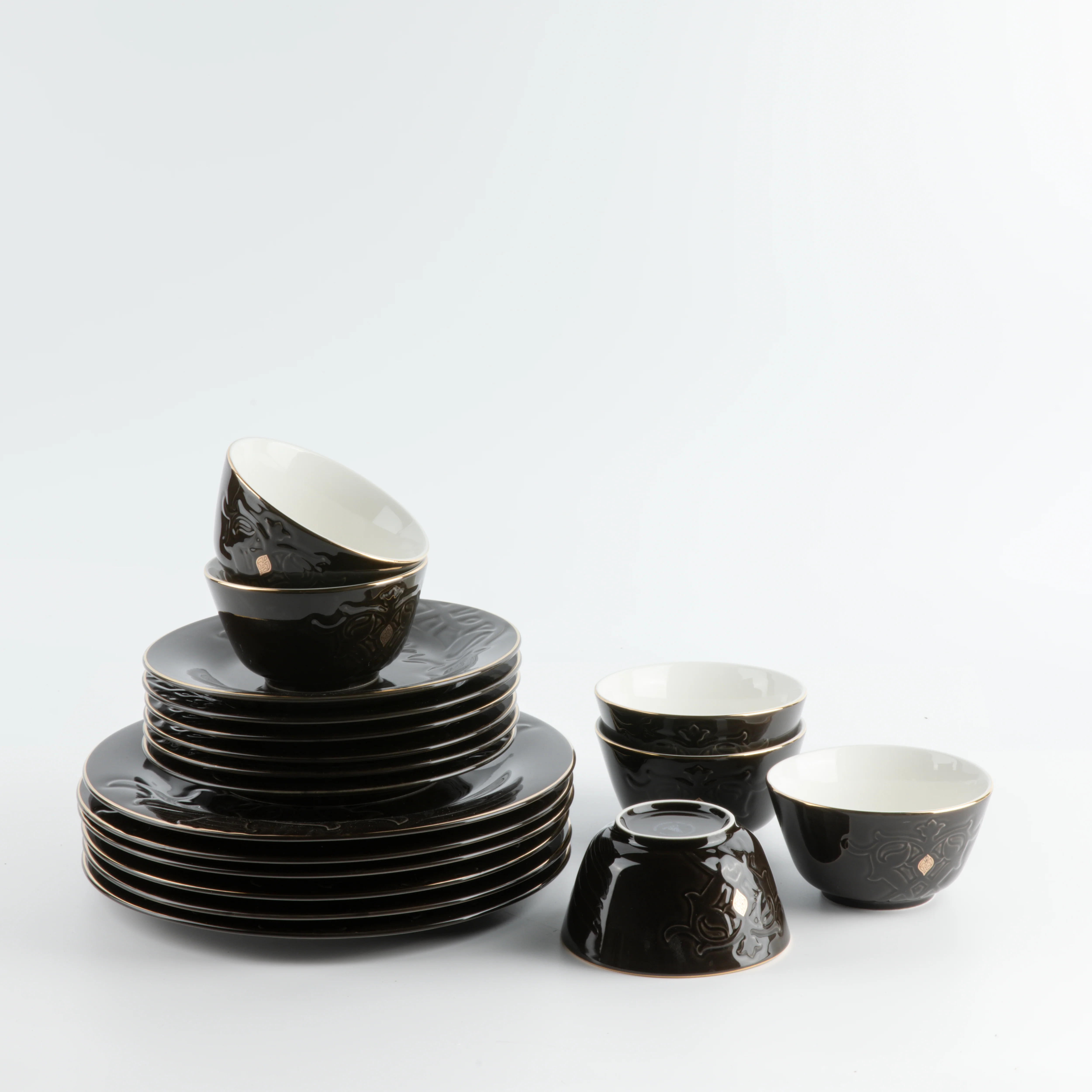 Naqsh -  Dinner Set (18-Pc) - Black & Gold - Image 3